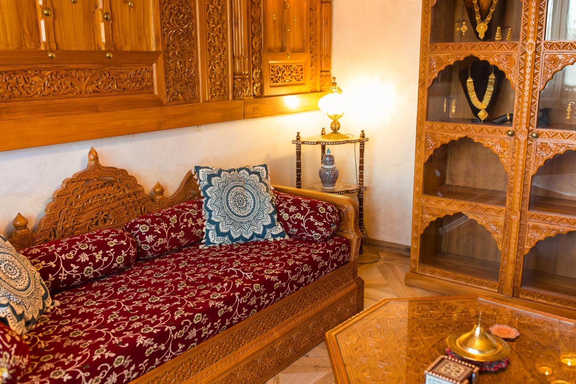 Hidden Gem Antique Apt With Stunning City Views Bucarest Extérieur photo