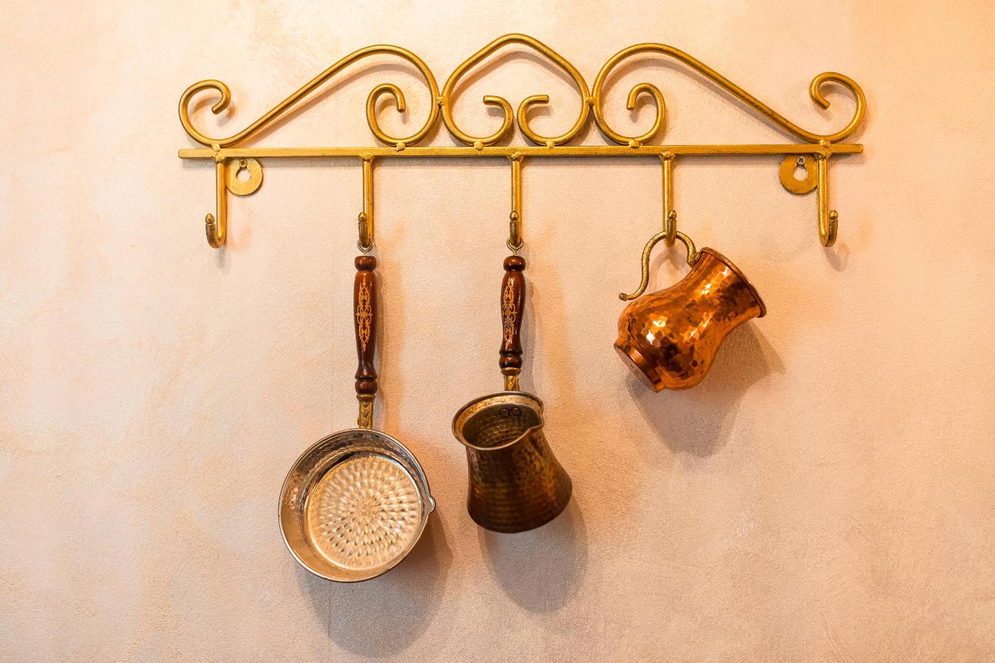 Hidden Gem Antique Apt With Stunning City Views Bucarest Extérieur photo