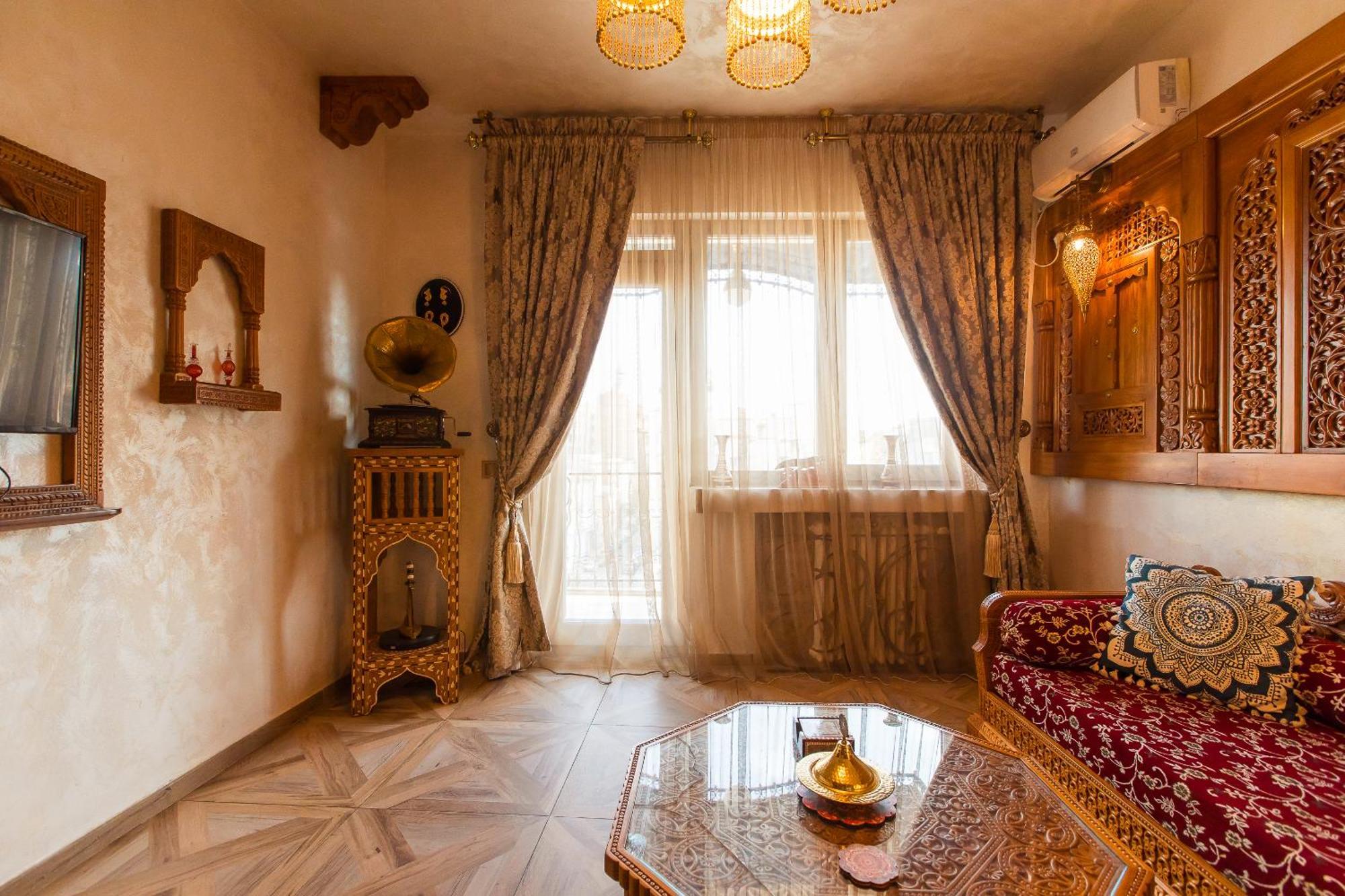 Hidden Gem Antique Apt With Stunning City Views Bucarest Extérieur photo