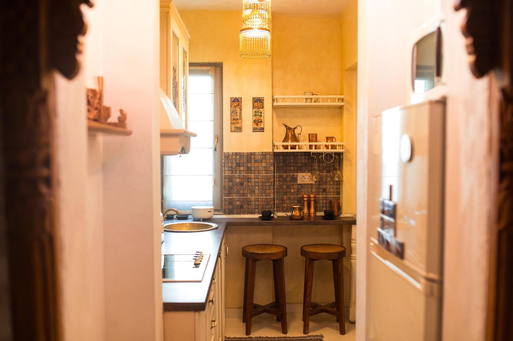 Hidden Gem Antique Apt With Stunning City Views Bucarest Extérieur photo