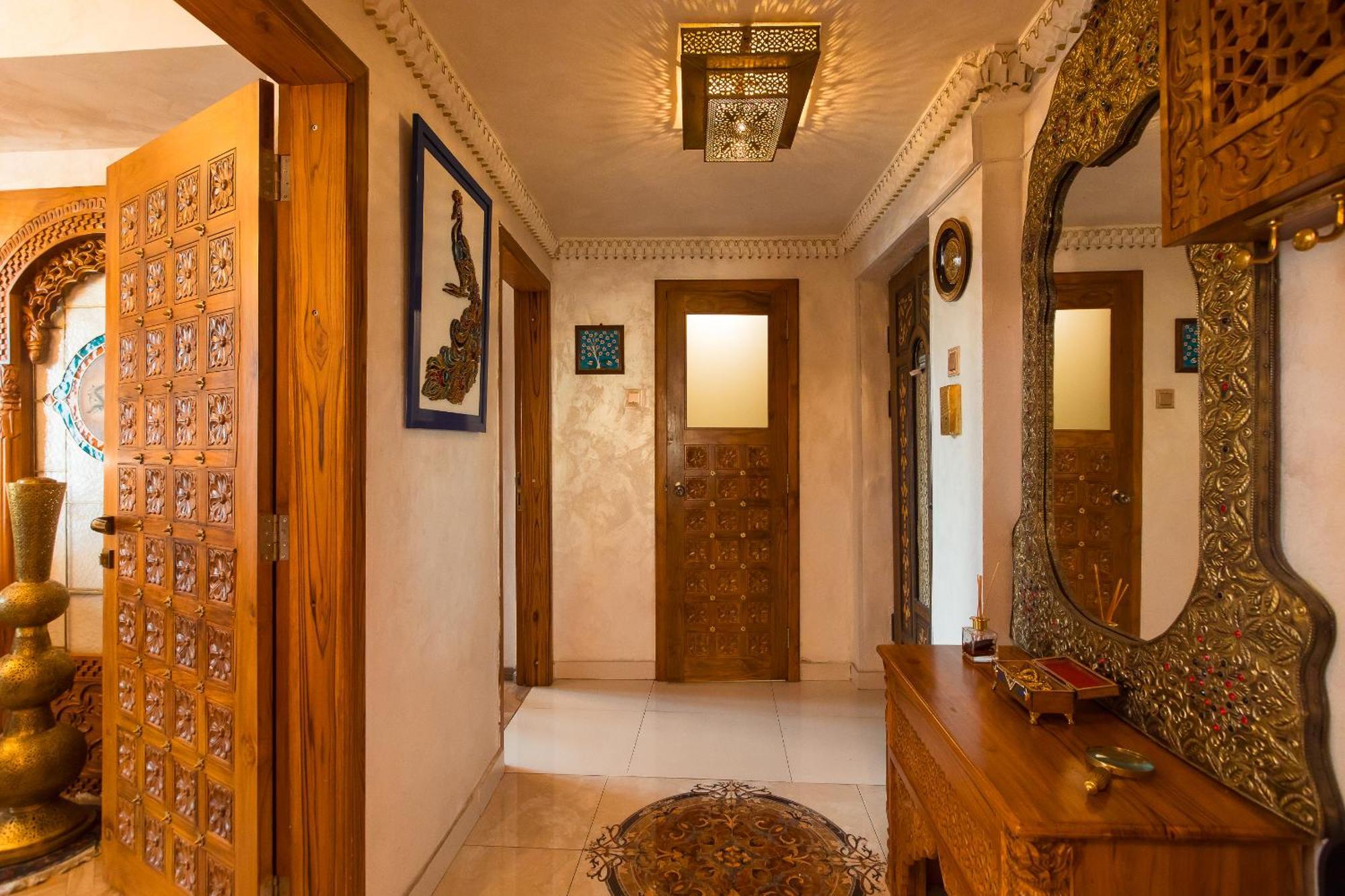 Hidden Gem Antique Apt With Stunning City Views Bucarest Extérieur photo