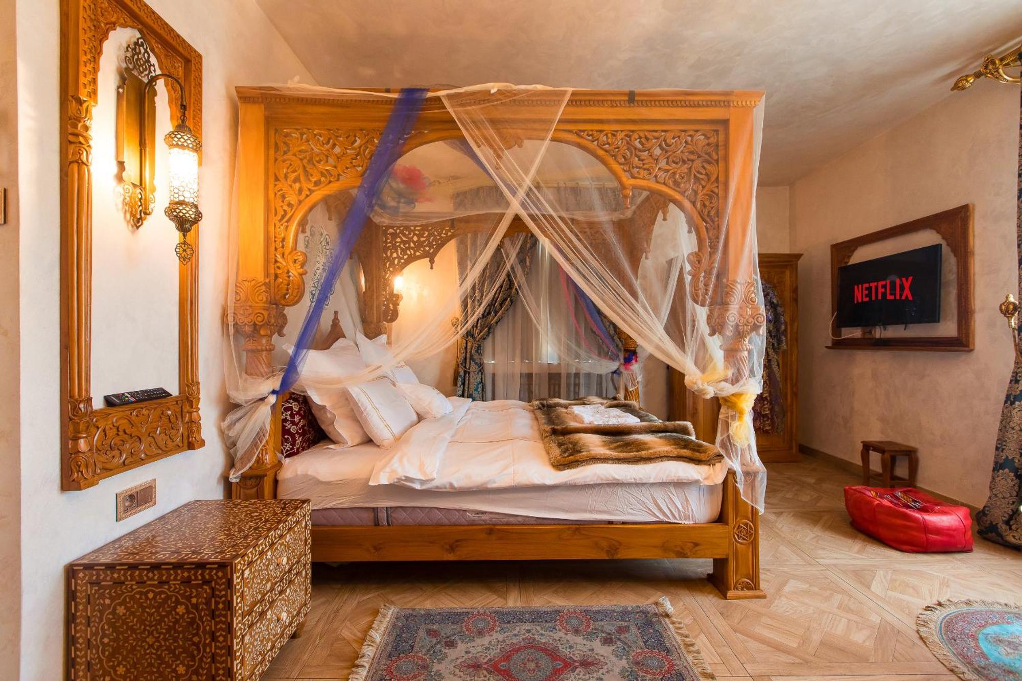 Hidden Gem Antique Apt With Stunning City Views Bucarest Extérieur photo