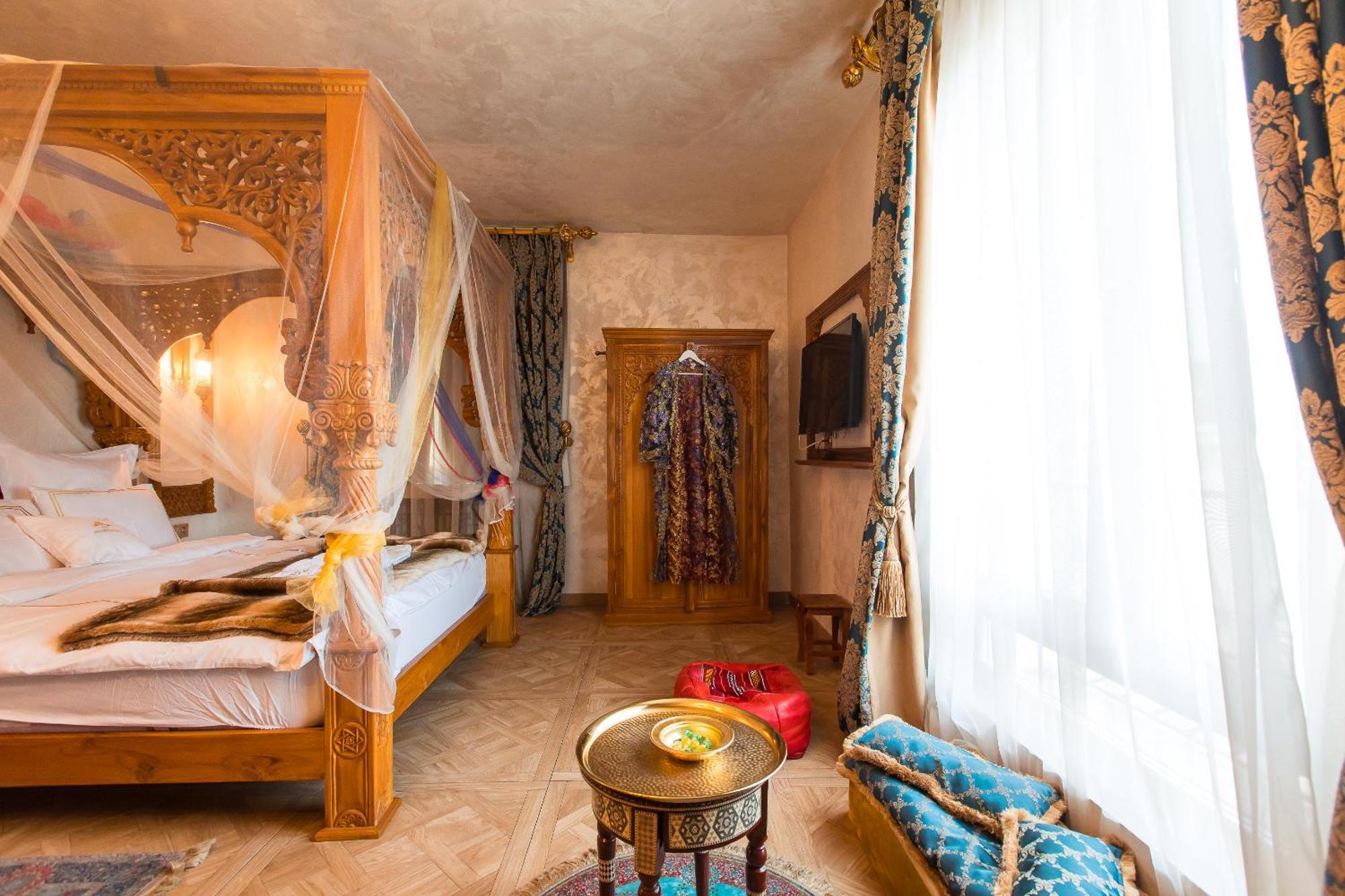 Hidden Gem Antique Apt With Stunning City Views Bucarest Extérieur photo